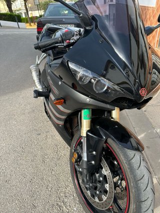 Vendo yamaha r6 en perfecto estado
