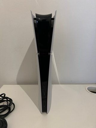PlayStation 5 Slim Digital · 1TB · Última edición