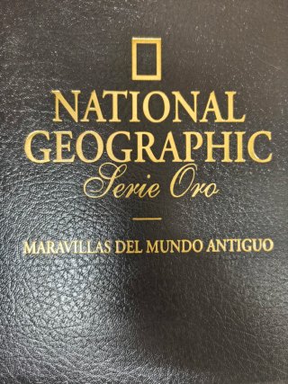 "Lote de 7 libros National Geographic - Serie Oro"