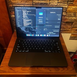 MacBook Pro M3 Pro 14” - 18GB RAM - 512GB