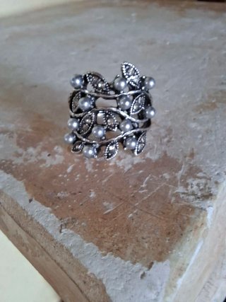 Anello vintage perle e foglie argento