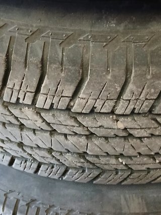 Ruedas Bridgestone dueler x4 245/70/17 108s