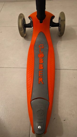 Patinete Globber 3 ruedas rojo