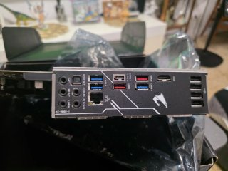 Placa Base Gigabyte AORUS z390 pro