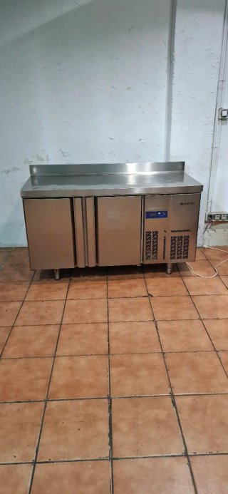 Bajo mostrador refrigerado Infrico