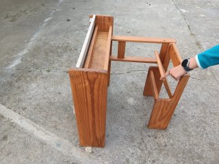 Scrivania per bambini in legno