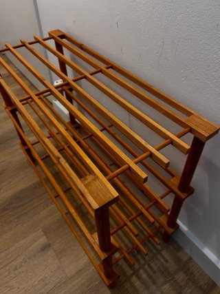 Zapatero de madera