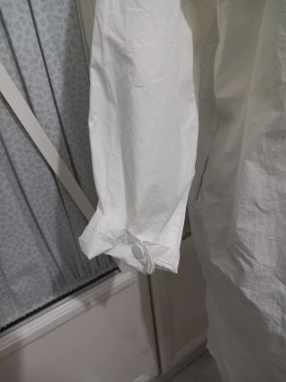 Chubasquero blanco Parfois.