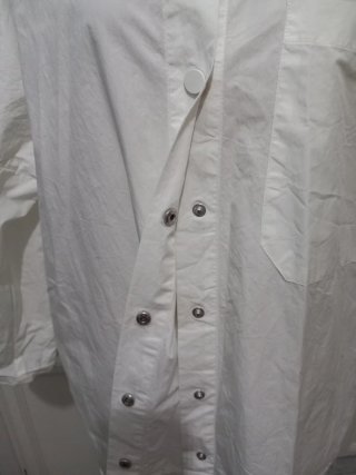 Chubasquero blanco Parfois.