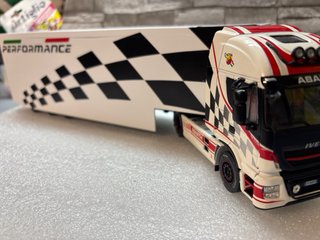 Camion Iveco ivrea  Abarth 1/43