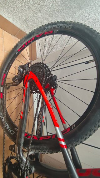 Bicicleta Cannondale Lefty Carbono