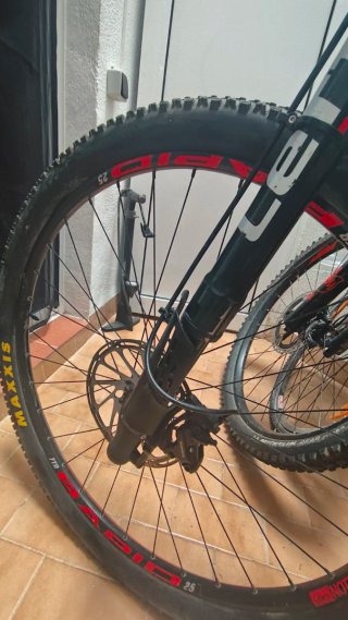 Bicicleta Cannondale Lefty Carbono