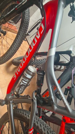 Bicicleta Cannondale Lefty Carbono