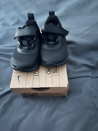 Zapatillas Nike nuevas num 17