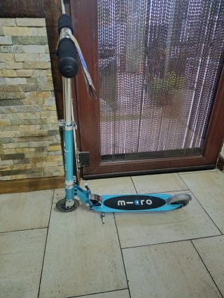 Patinete Micro Sprite LED Azul