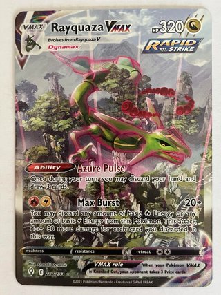 Mistery Box - Pokémon: Rayquaza VMAX (218/203)