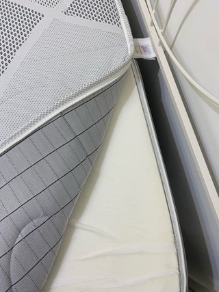 Letto una piazza e mezza con rete