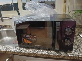 Microondas Taurus Instant Negro 700W 20L