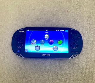 PS Vita Fat PCH-1004 Wi-Fi con Mod