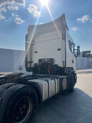 camion scania 440