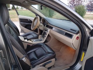 Volvo XC70 2009