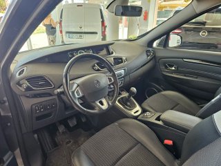 Renault Grand Scenic 2013