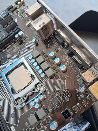 Placa Base MSI H110M PRO-VD + Fuente AcBel 550W