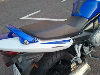 Suzuki GSX 650 F Azul y Blanca
