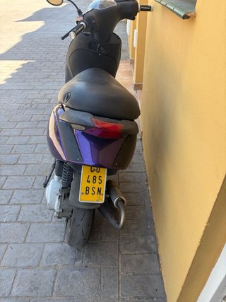 Piaggio Zip refrigerada por agua