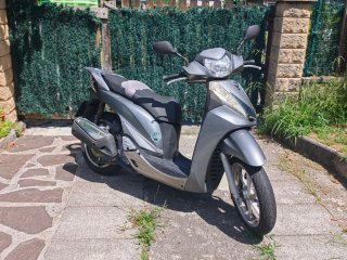 Honda SH 300i Gris IMPECABLE!