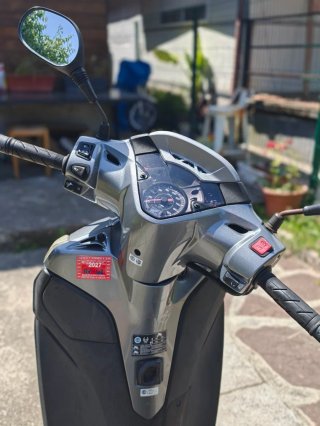 Honda SH 300i Gris IMPECABLE!