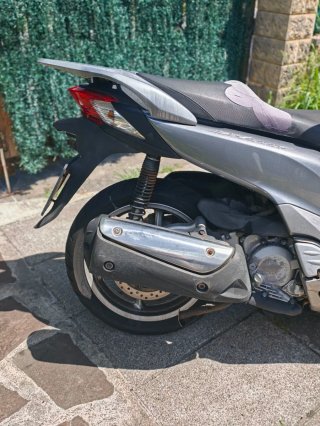 Honda SH 300i Gris IMPECABLE!