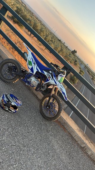 Pit Bike 140cc Motocross Azul y Blanco