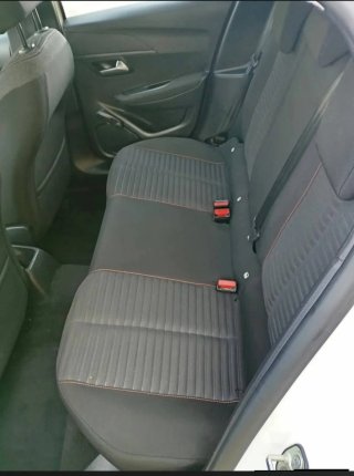 Peugeot 208 2022