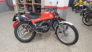 Bultaco 350 Enduro/Trial Azul y montesa trail