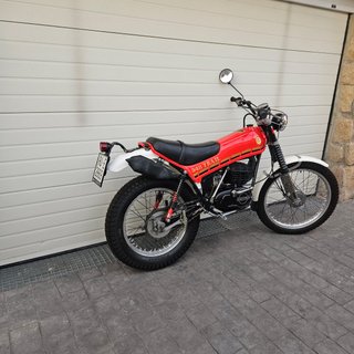 Bultaco 350 Enduro/Trial Azul y montesa trail