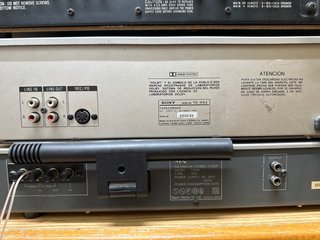 Equipo de música Technics, Sony, NEC