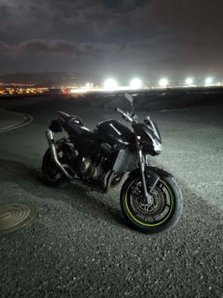 Kawasaki z750