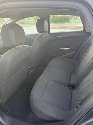 Opel Astra 2011 1.3