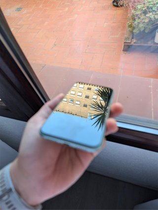 IPHONE 11 64GB - IMPECABLE