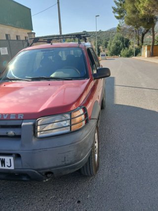 Land Rover Freelander Rojo