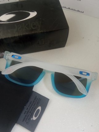Gafas Oakley Holbrook Azul Hielo