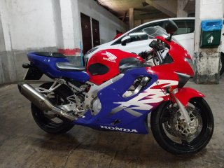 Honda CBR 600 F Carburación 1999