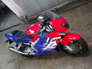 Honda CBR 600 F Carburación 1999