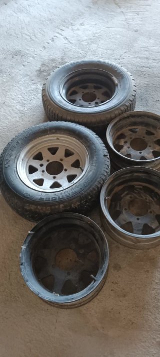 Llantas Suzuki Negras Invertidas