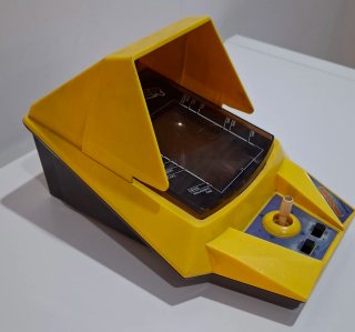 Consola Videojuego Gakken Frogger Amarilla