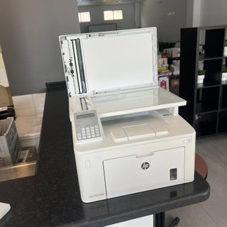 Impresora HP LaserJet Pro MPF M148fd
