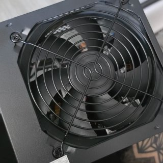 Fuente Alimentación PC SAHARA 690V