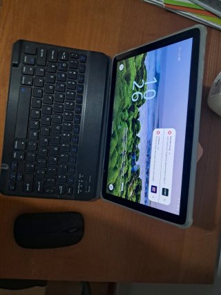 BESTTAB A20 Tablet Negra con Teclado