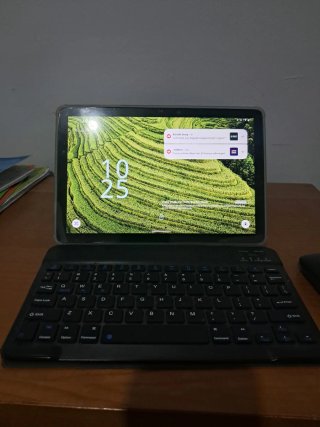 BESTTAB A20 Tablet Negra con Teclado